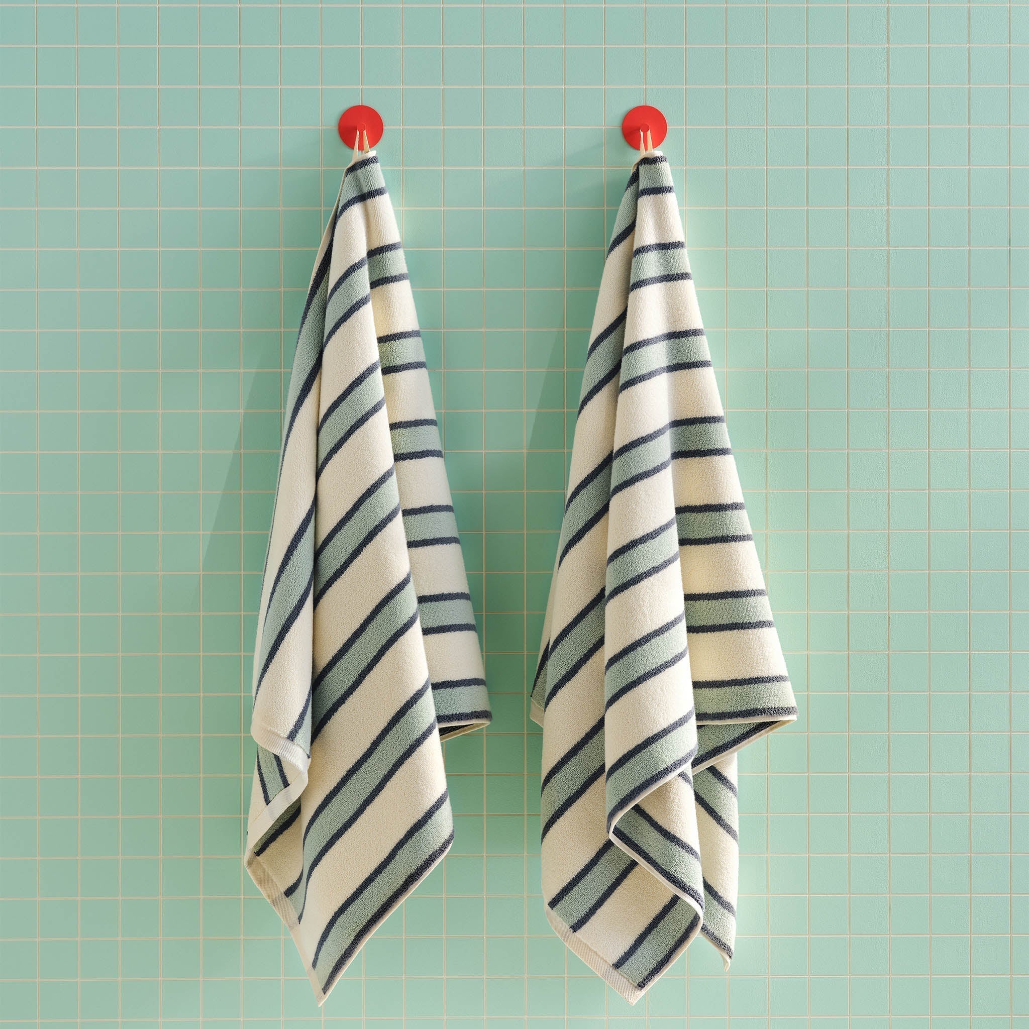 Super-Plush Turkish Cotton Bath Towels